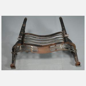 Klassizistische Kaminverkleidung und Kaminplatte