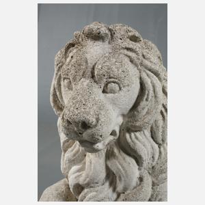 Gartenfigur Löwe mit Wappenschild
