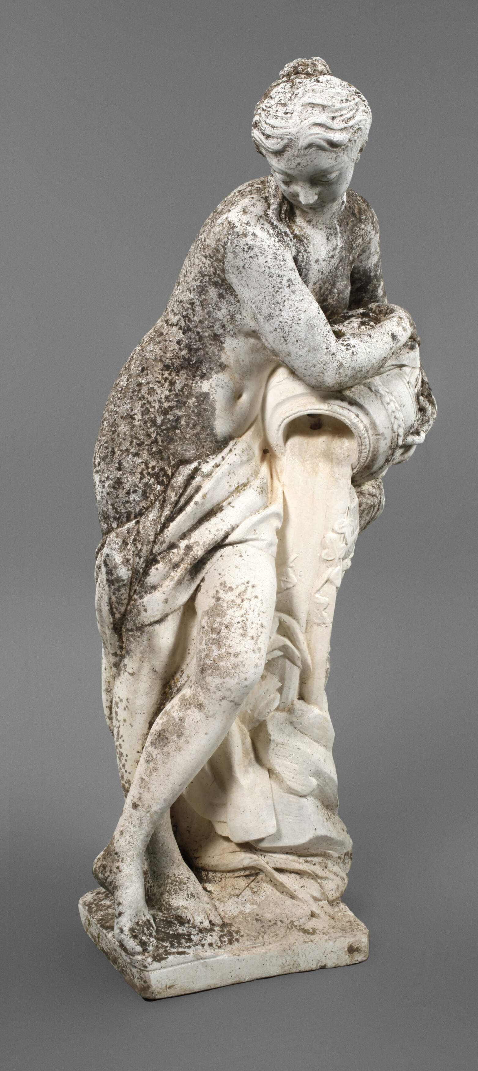 Gartenfigur Wasserträgerin