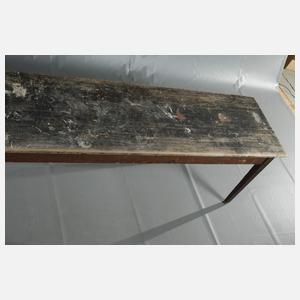 Übergroßer Arbeitstisch