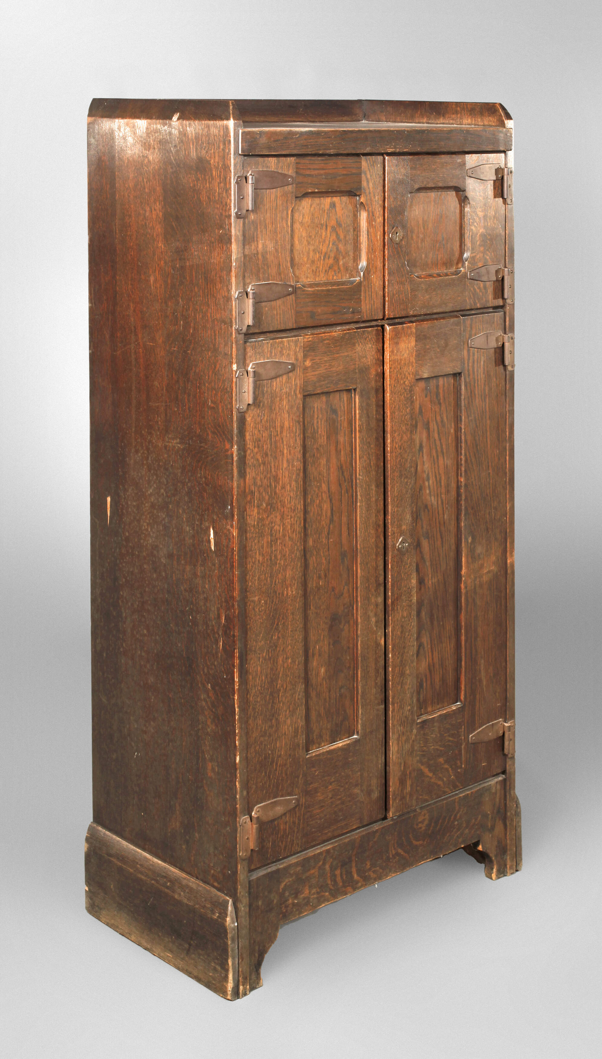 Pfeilerschrank Richard Riemerschmid