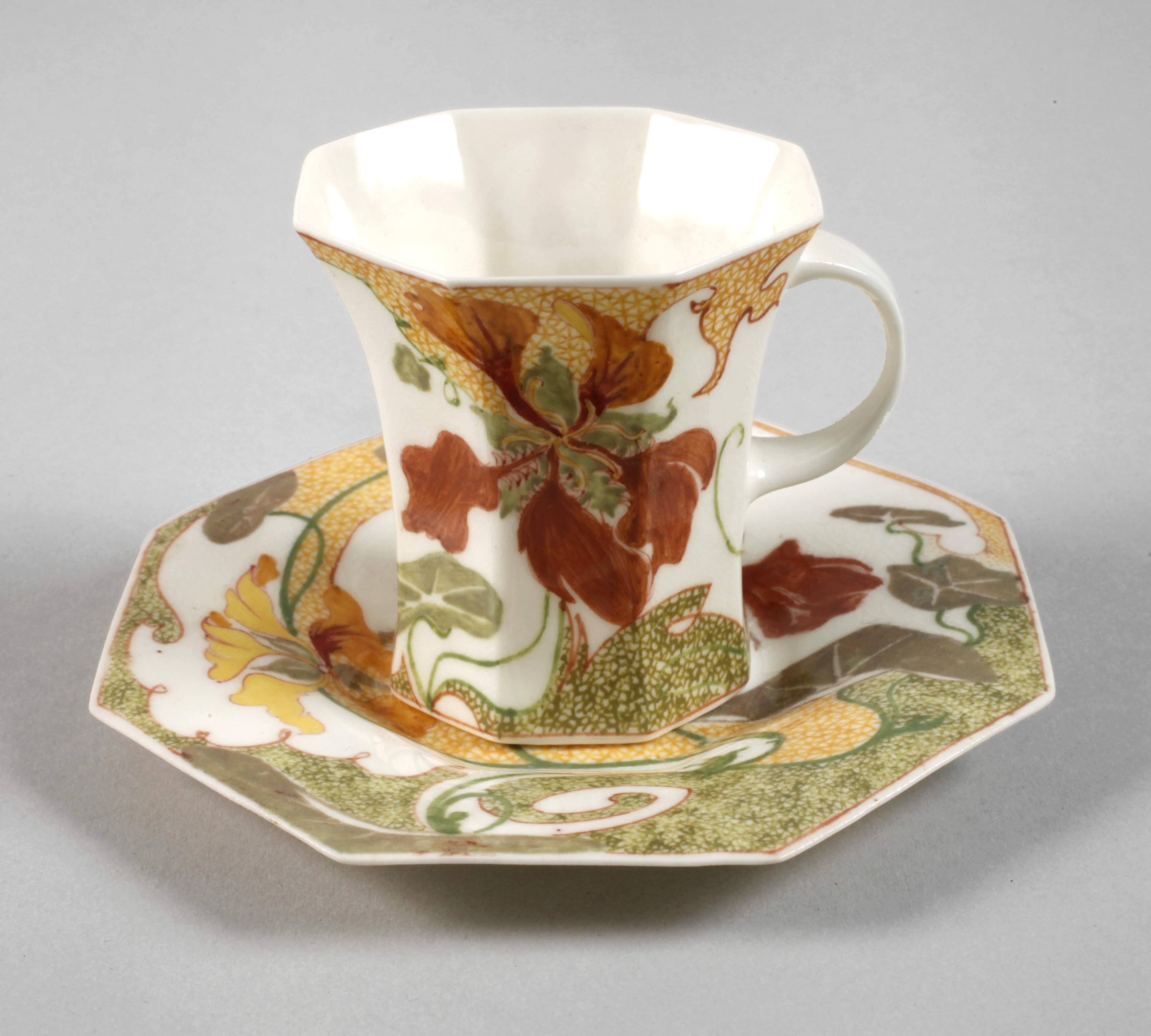 Rozenburg Mokkatasse mit Untertasse Kressedekor