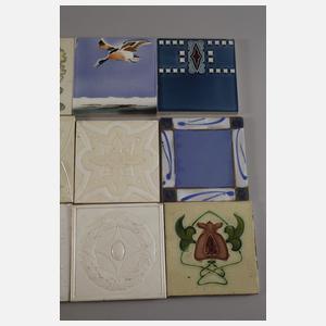 Zwölf Fliesen Jugendstil