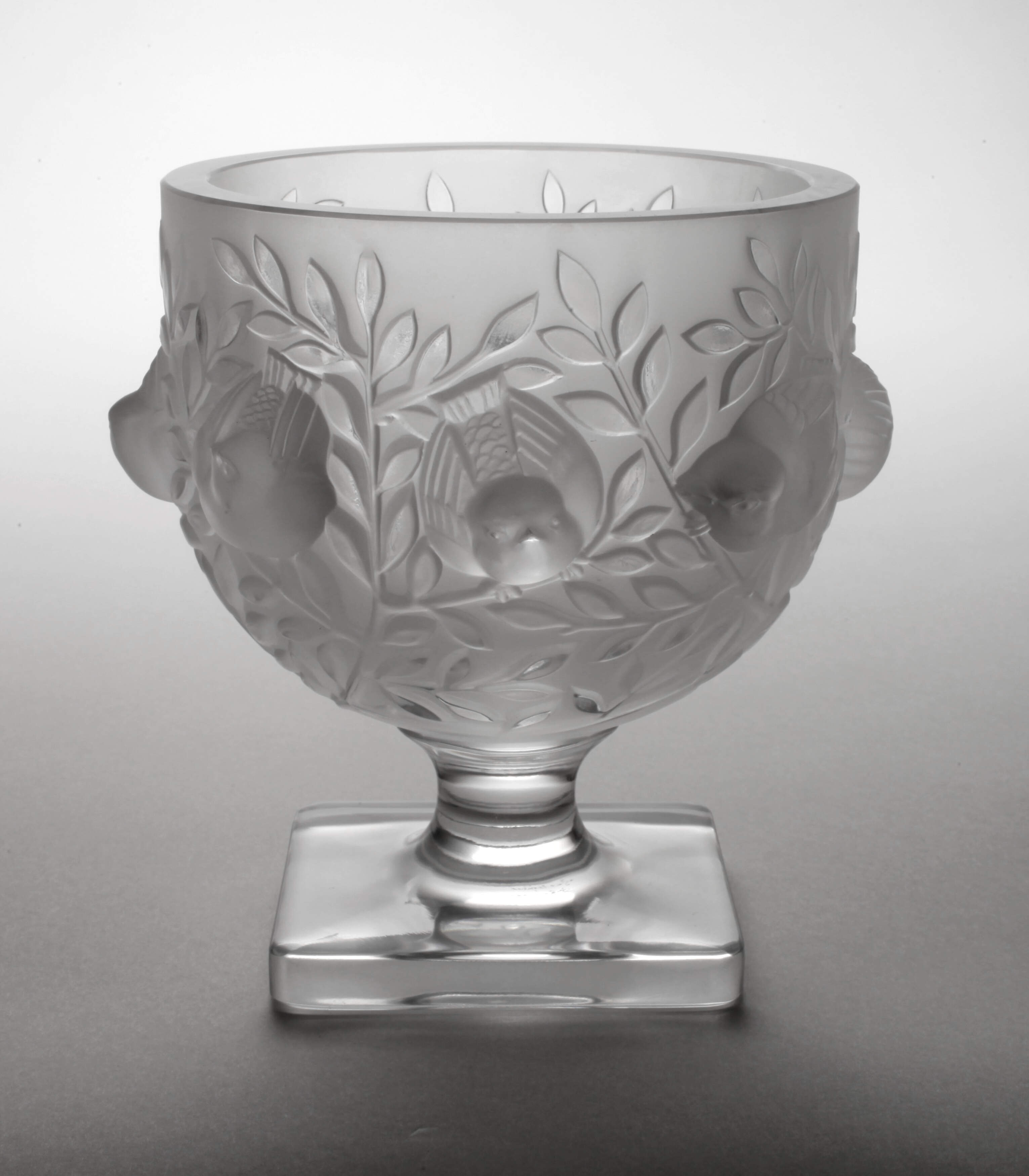 René Lalique Fußschale mit Vögelchen