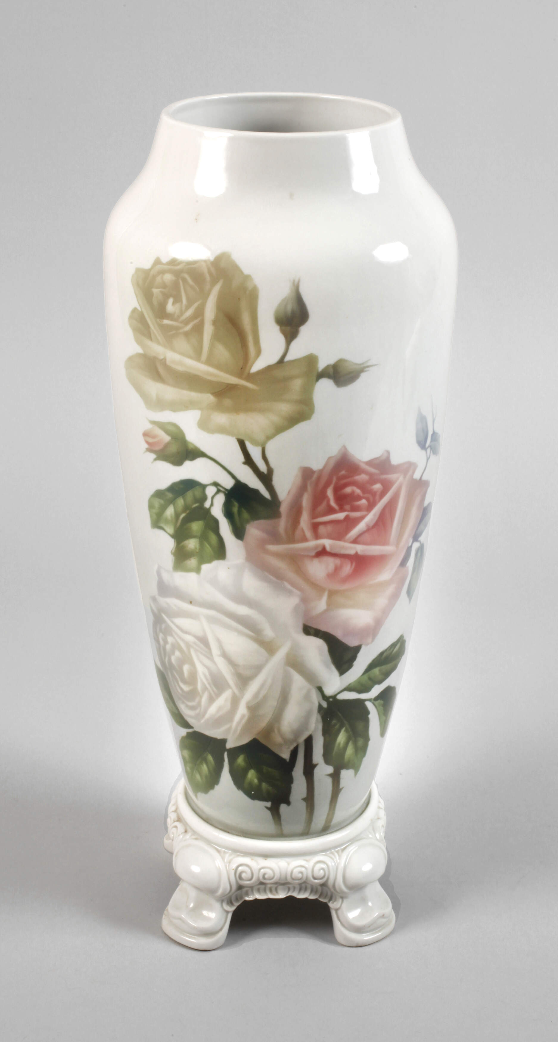 Fraureuth große Vase mit Reliefsockel