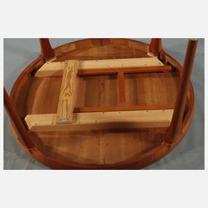 Ausziehbarer Esstisch