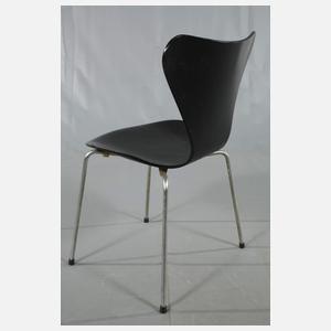 Paar Stühle Serie 7