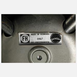 Paar Stühle Serie 7