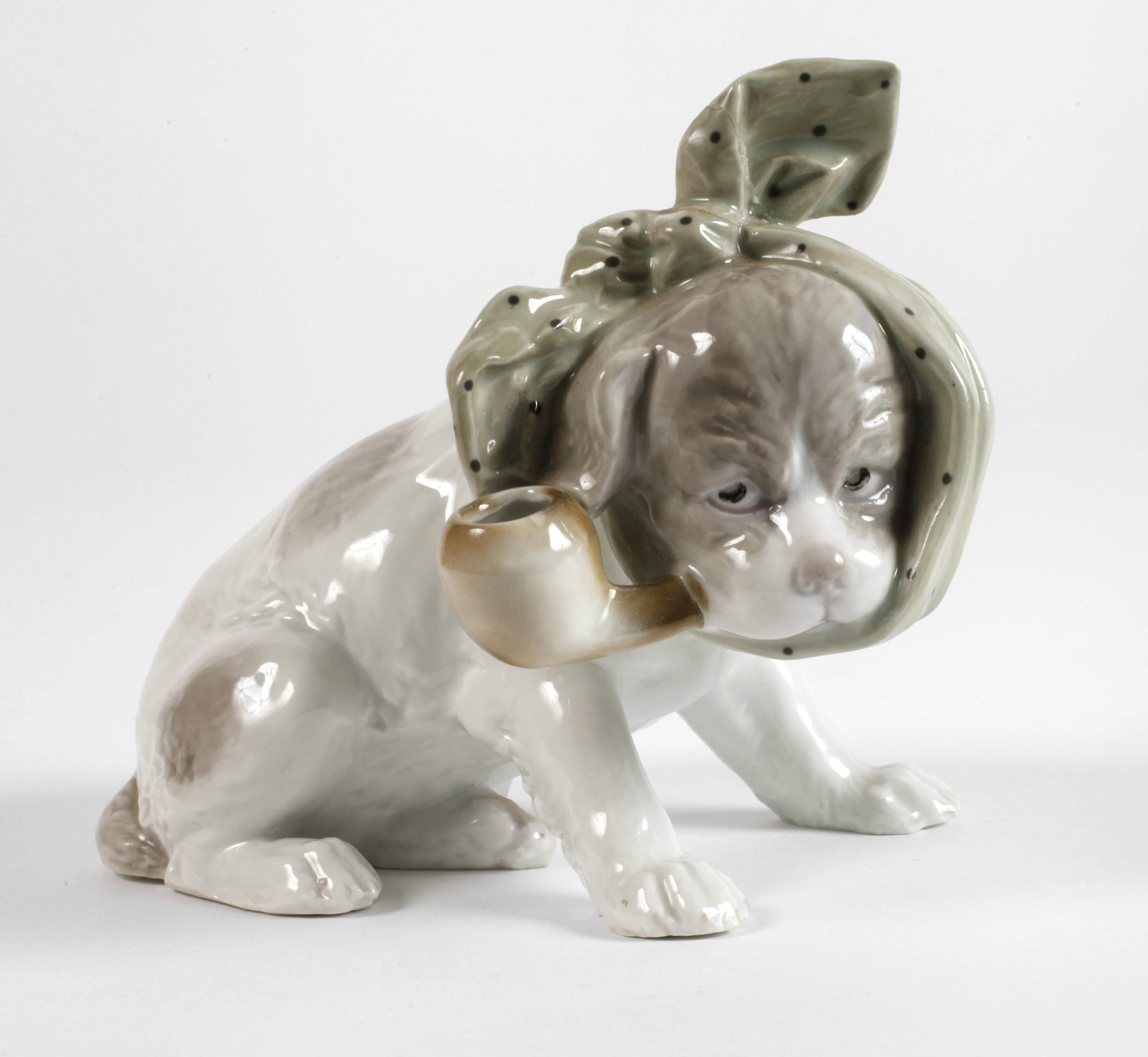 Heubach Lichte Hund mit Zahnschmerzen und Pfeife