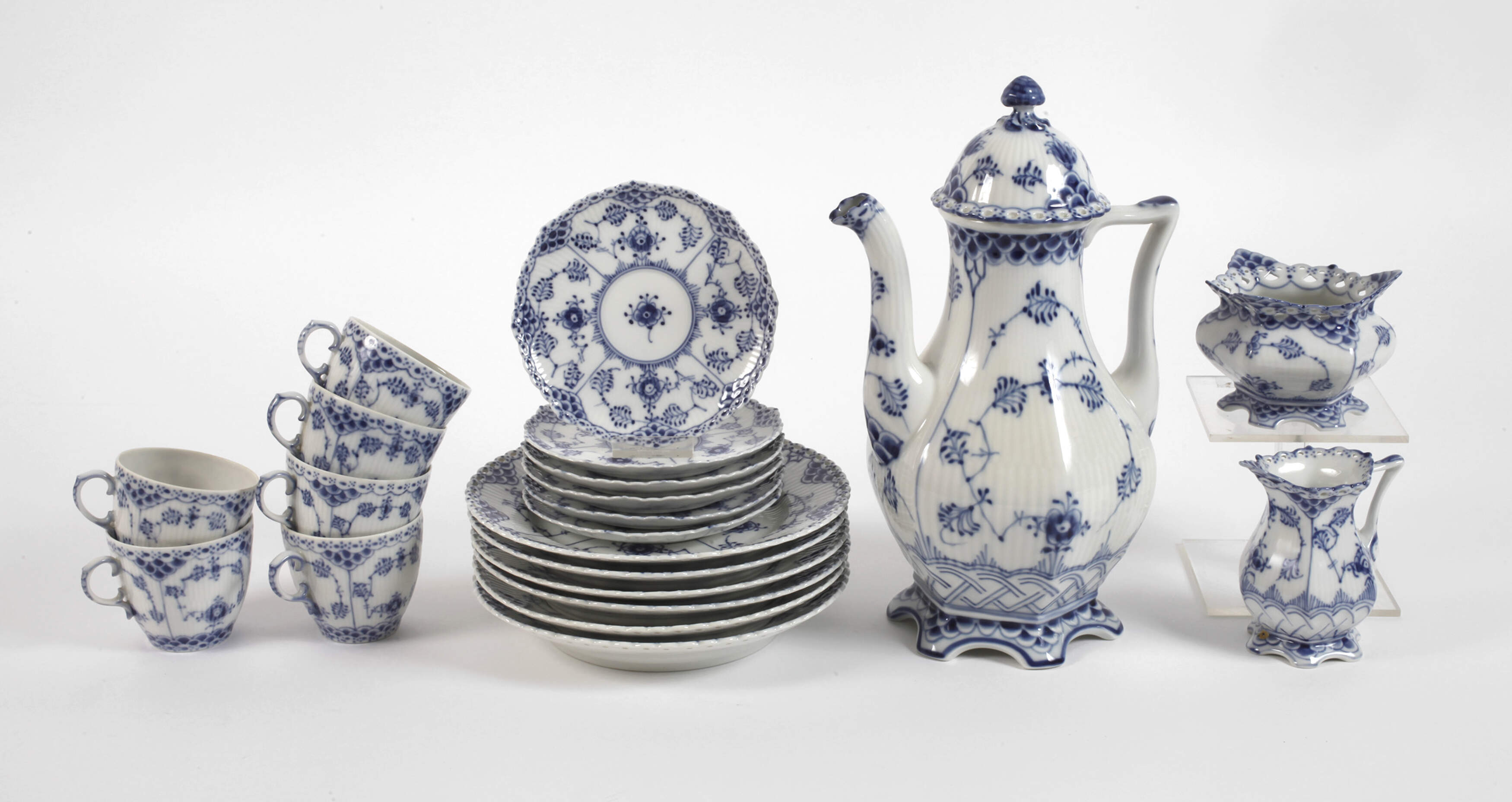 Kopenhagen Kaffeeservice "Musselmalet Vollspitze"