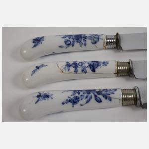Meissen sieben Messerbänkchen "Blaue Blume"