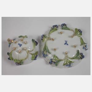 Meissen prunkvolle Mokkatasse Blütenbesatz