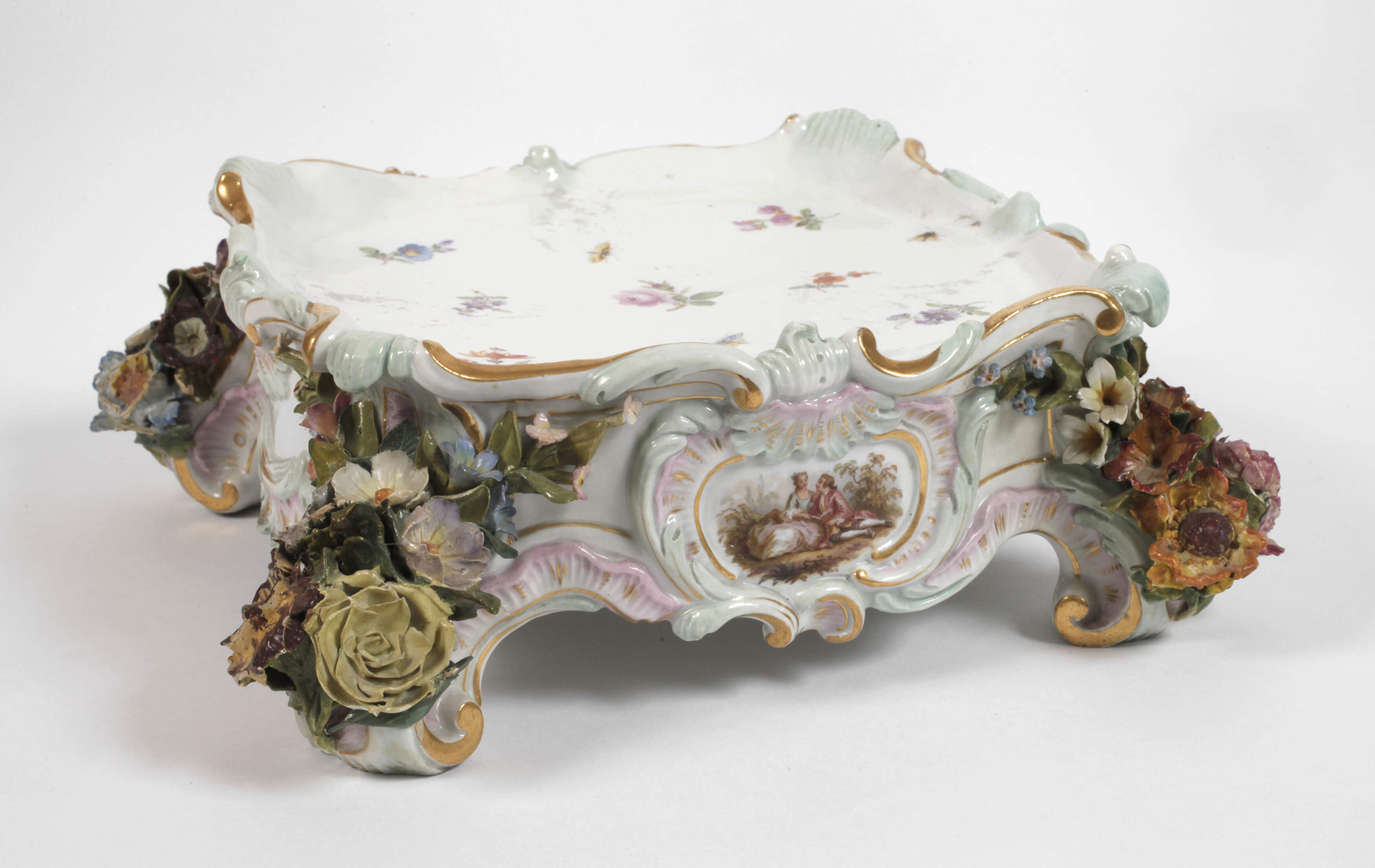 Meissen Podest für "Potpourri mit Amoretten"