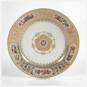 Sèvres Prunkteller aus dem Schloss Trianon