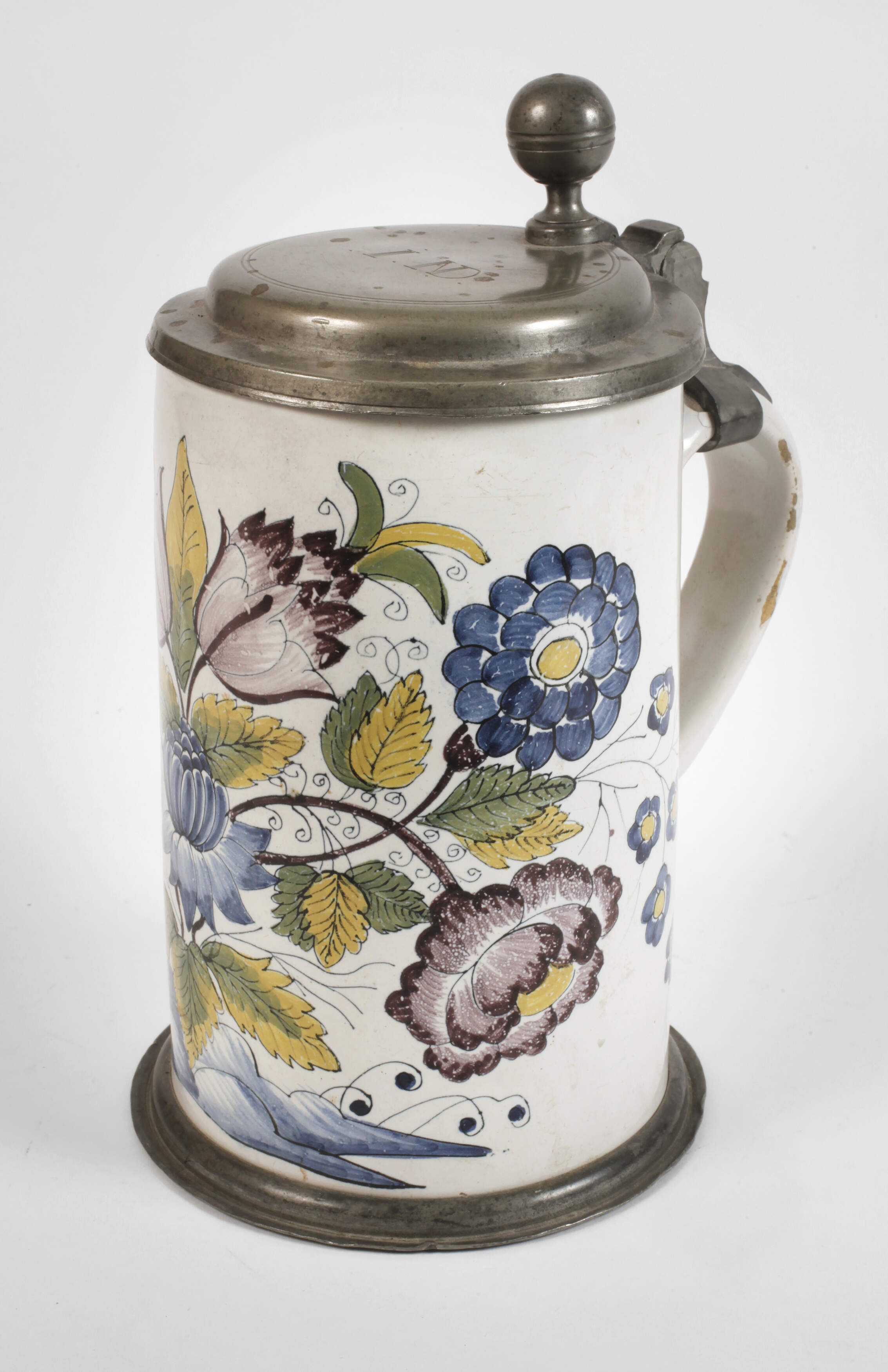 Oettingen-Schrattenhofener Fayencewalzenkrug