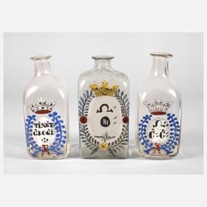 Drei barocke Apothekerflaschen