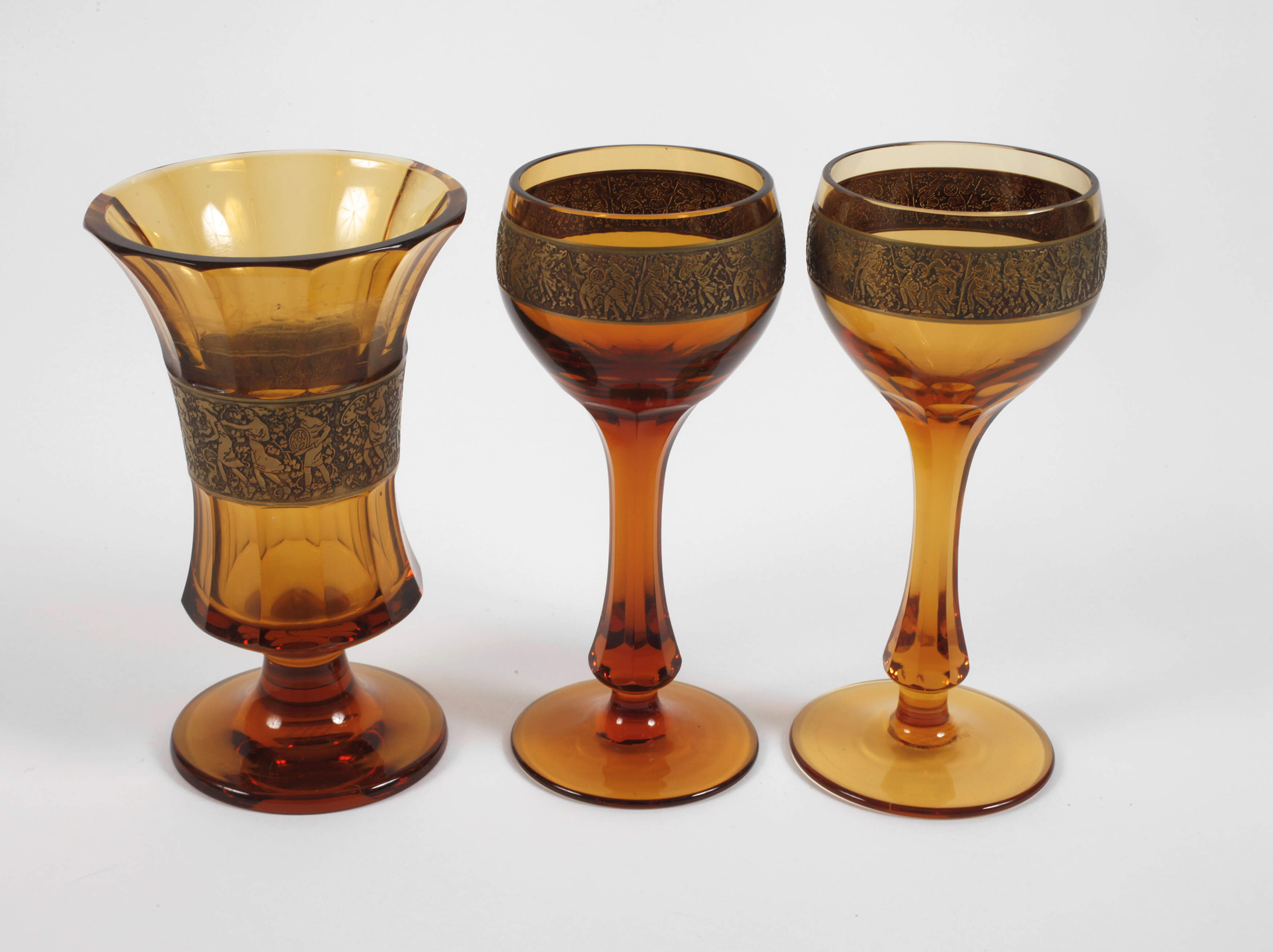 Moser Karlsbad zwei Gläser und eine Vase