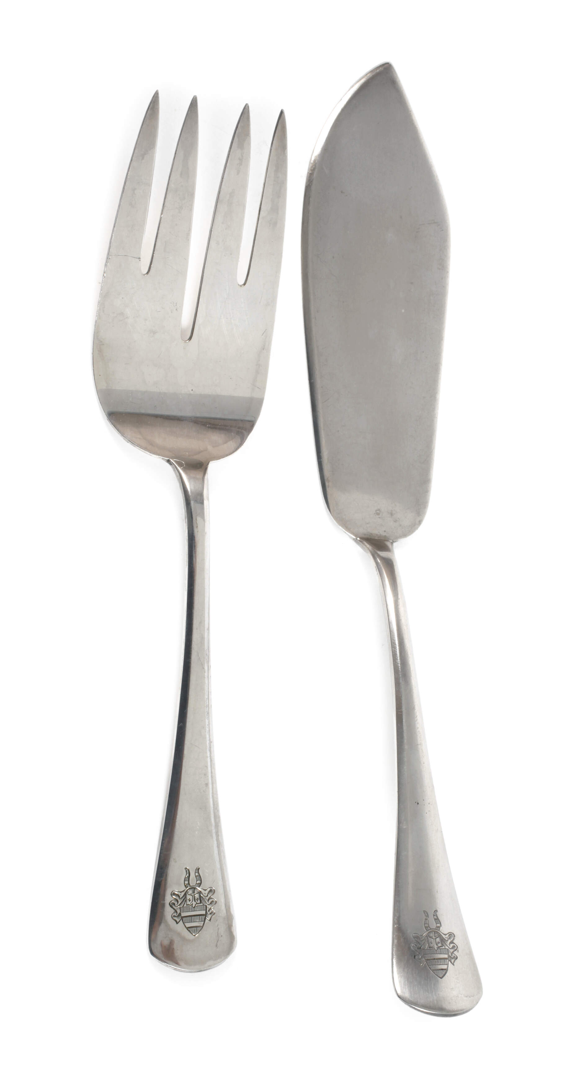 Fischvorlegebesteck aus Adelsbesitz