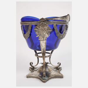 Klassizistische Henkelschale