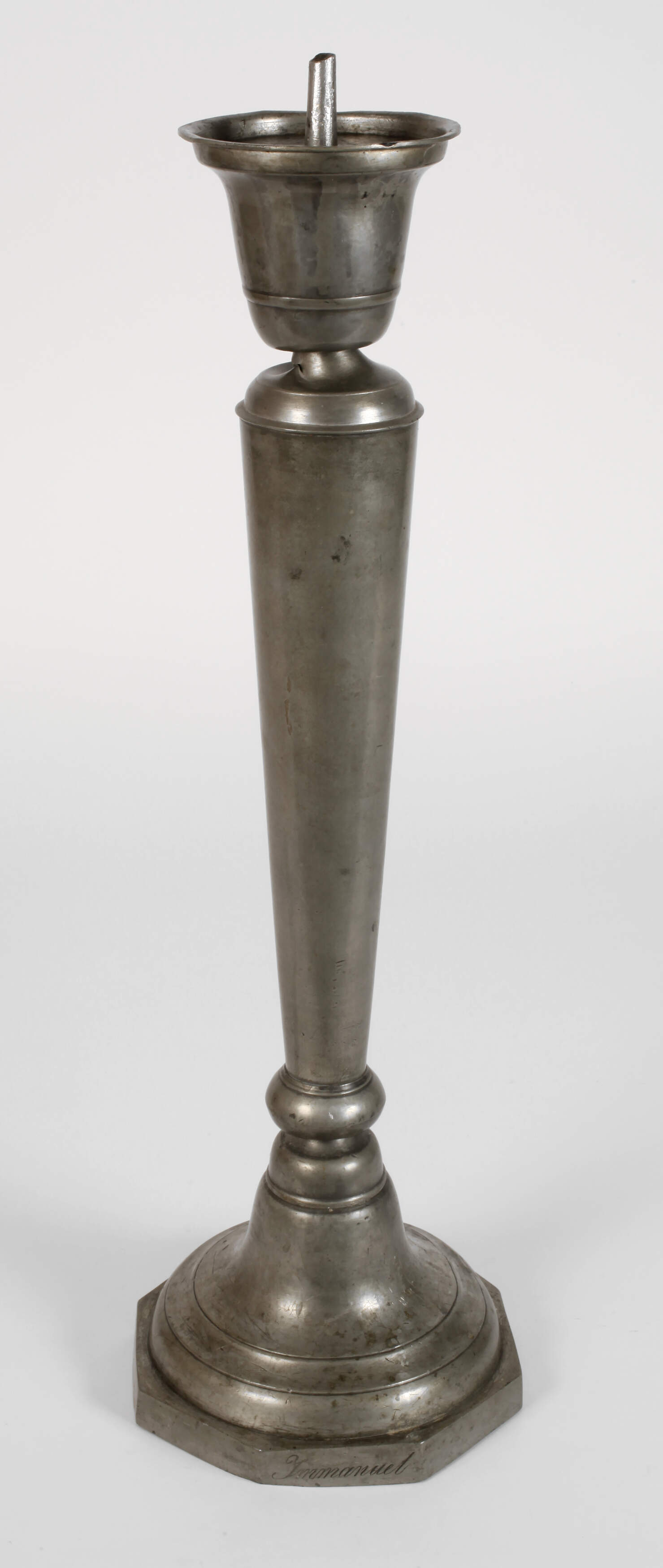 Großer Erfurter Zinnleuchter