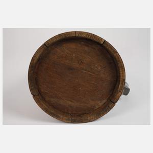 Übergroßer Daubenkrug