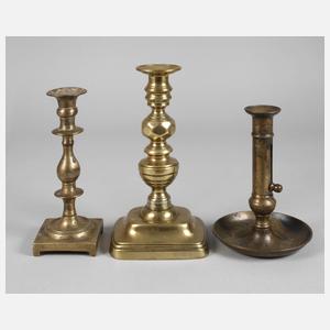 Drei Messingleuchter