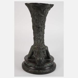 Bronzevase als Rhyton