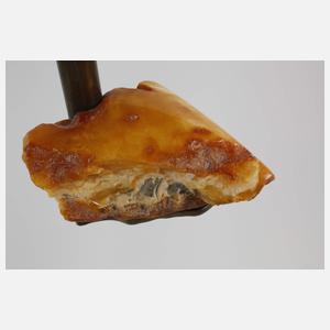 Kerzenständer mit Bernstein