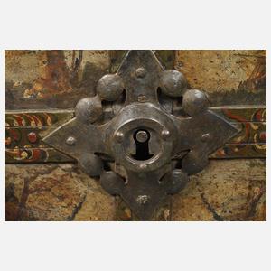 Seltene bemalte Eisentruhe