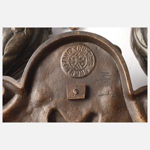 Figürliche Garderobenleiste