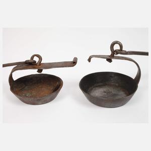 Konvolut antike Öllampen und Kerzenhalter