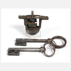 Kapellenschloss einer Zunftlade