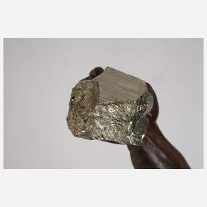 Figürliche Schnitzerei