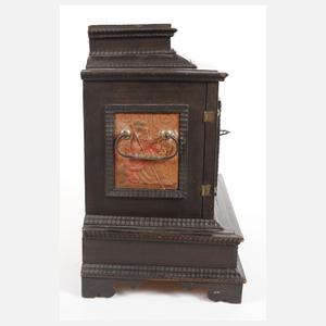 Egerländer Kabinettschränkchen