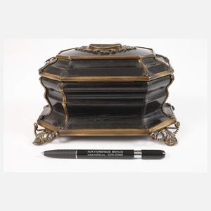 Kleine Schmuckschatulle