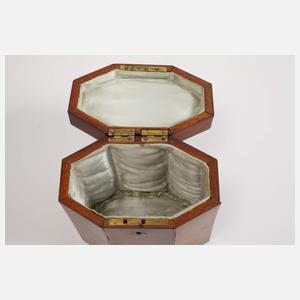 Klassizistische Schatulle