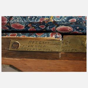 Transportkiste für ein Silberservice