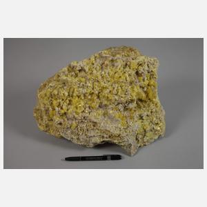 Große Schwefel-Kristallstufe