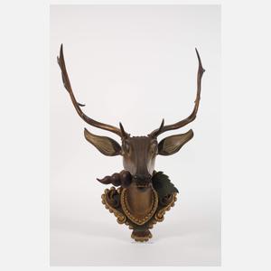 Geschnitzte Jagdtrophäe