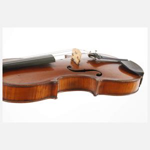 Violine im Etui