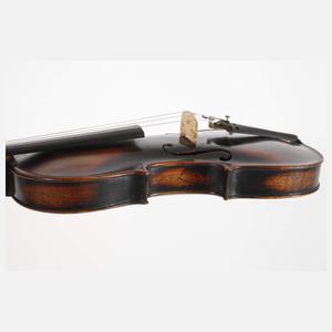 Violine im Etui