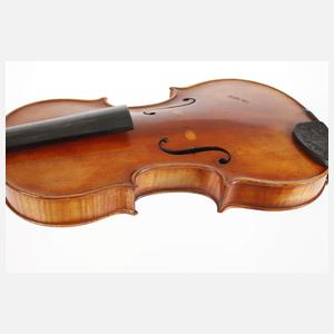 Violine im Etui