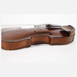 Violine im Etui