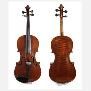 Violine im Etui