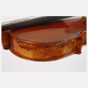Violine im Etui