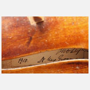 Zwei Violinen im Etui