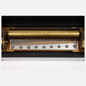 Große Walzenspieldose