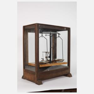 Große Apothekerwaage