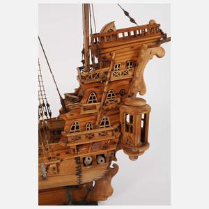 Großes Schiffsmodell