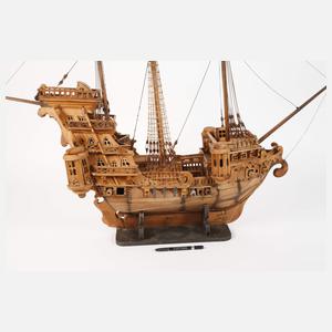 Großes Schiffsmodell